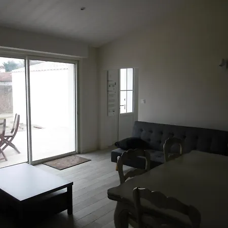Maison Renovee 6 Pers, Proche De La Plage, Terrasse Et Parking - Fr-1-823-47 度假居 *